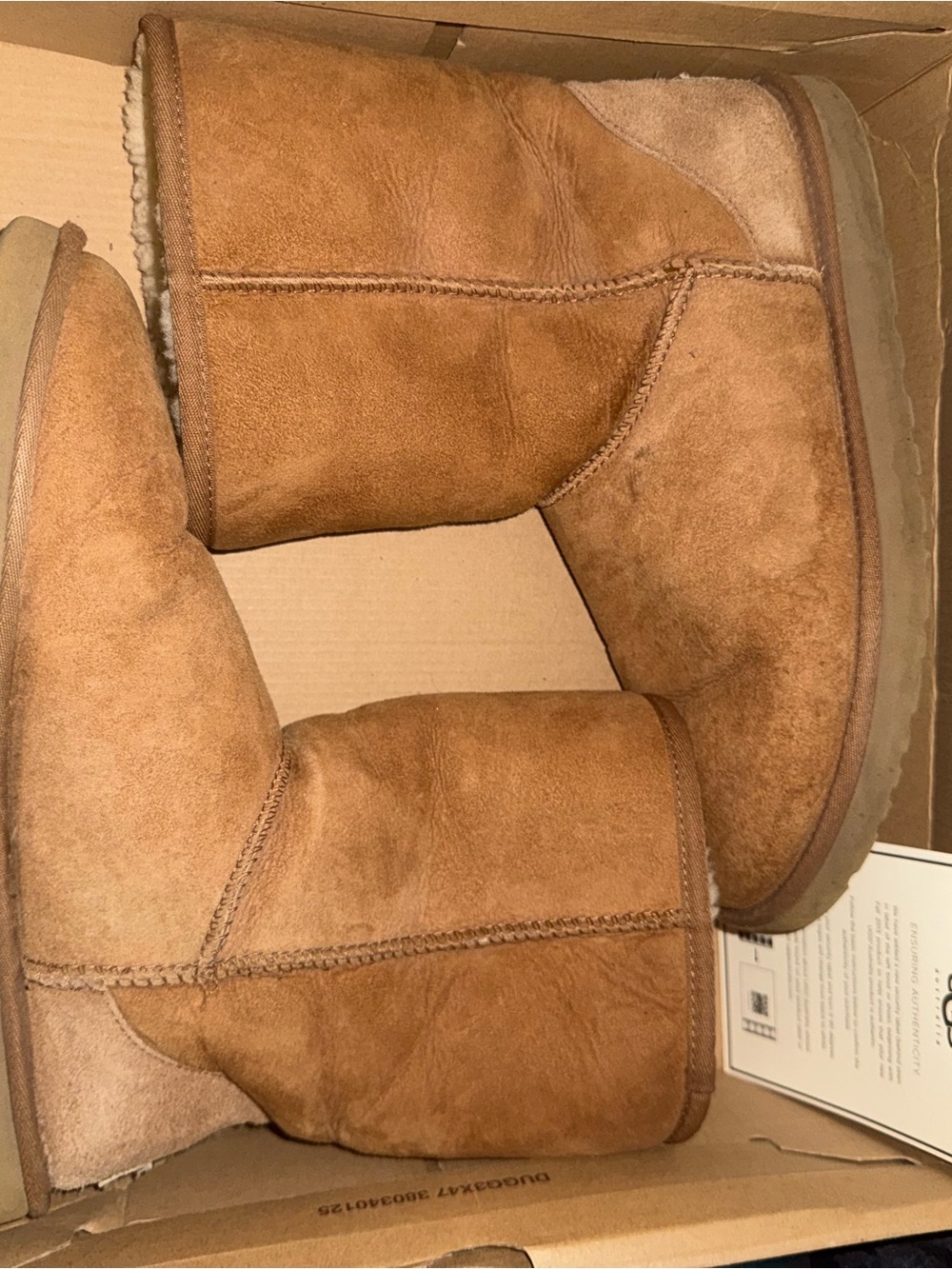 Women’s Classic Chestnut Short Ugg Boots